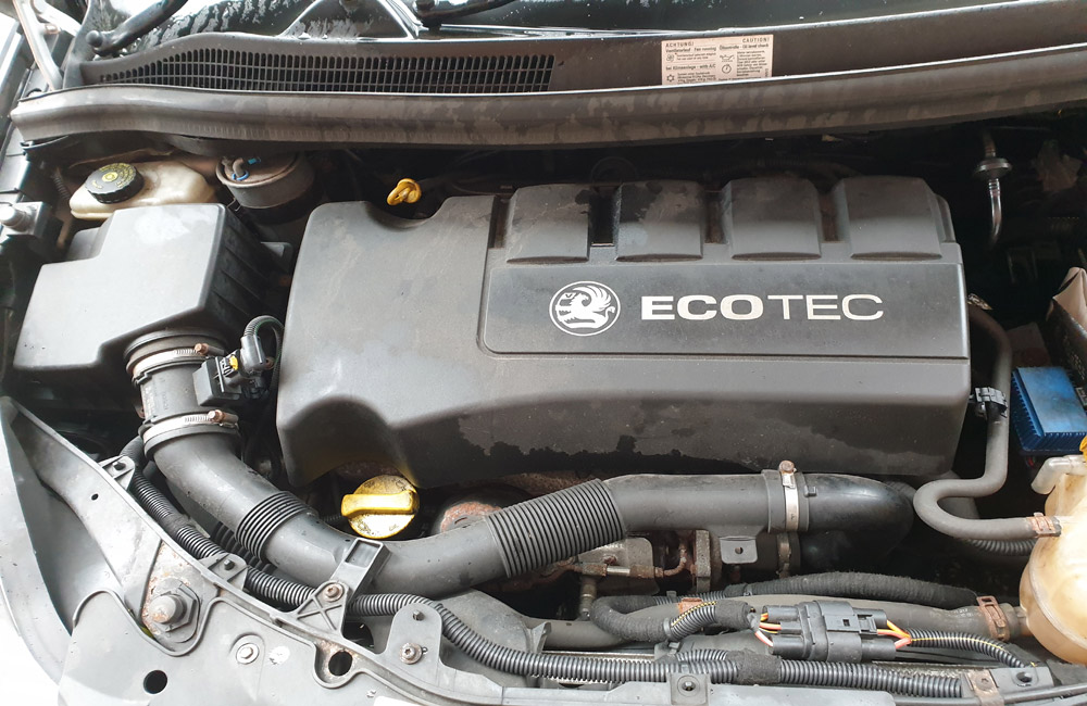 Vauxhall Corsa Club AC CDTI Engine cover